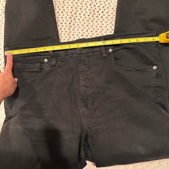 GOOD AMERICAN 16 size Classic Black Women's skinny Jeans - Picture 6 of 9